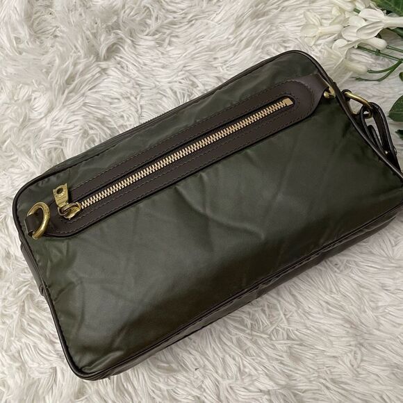 HUNTING WORLD ZIP around Clutch Wrist Bag Olive Green Battue Fabric & Leather - Picture 3 of 11